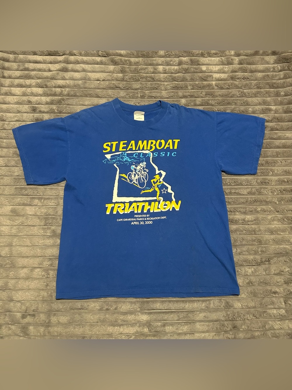Vintage 2000 Steamboat Classic Triathlon Souvenir Shirt